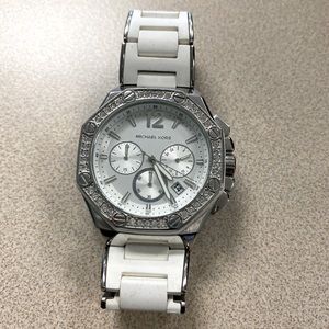 Micheal Kors stainless steal watch